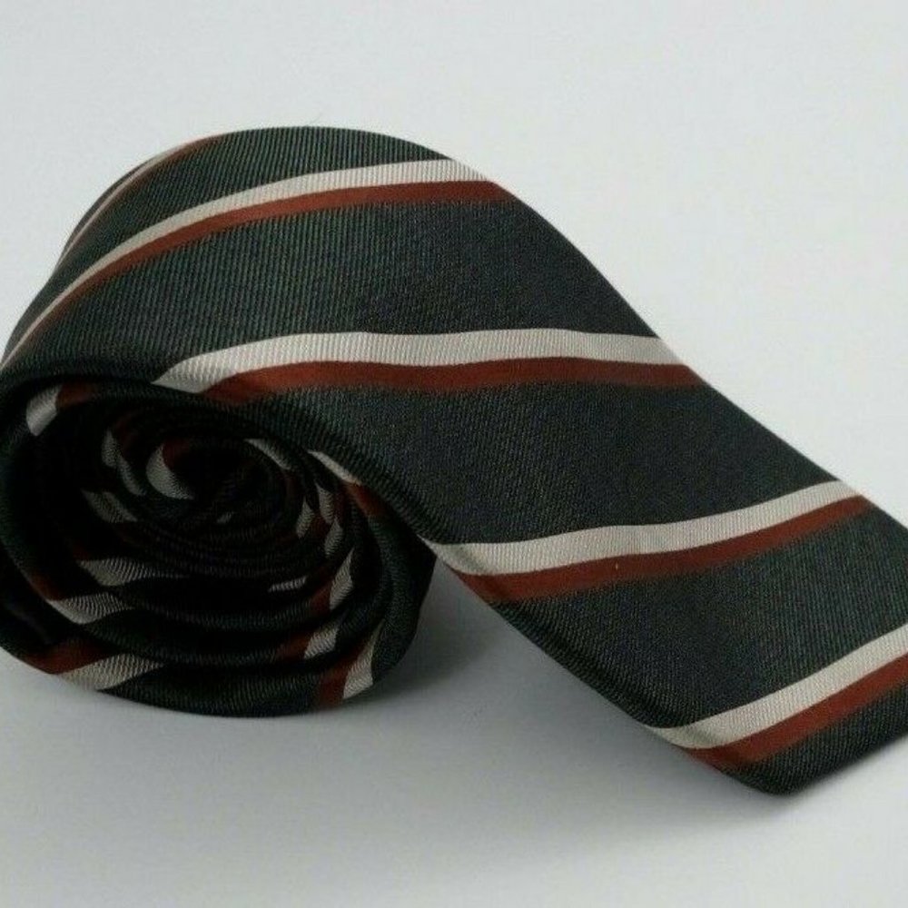 Black and Brown 1826 Green Red and White Diagonal - Picture 2 of 4